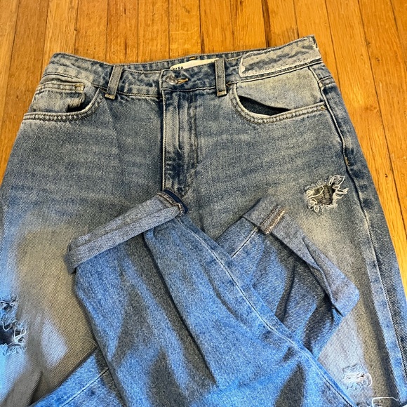 Zara Straight Leg Cuffed Jeans - Picture 3 of 5